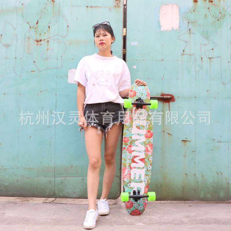一件代发成人四轮滑板长板舞板整板组装好扁担长板支架轮子组合