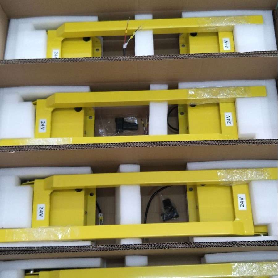 校车电动停车臂 校车停车指示牌 停车信号臂  校车档臂STOP BOARD