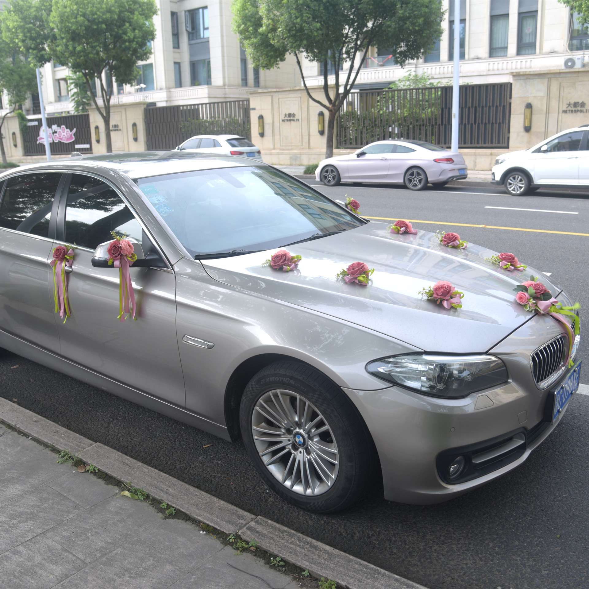 137婚车装饰车头花结婚用品婚庆主婚车布置套装白色副车队全套