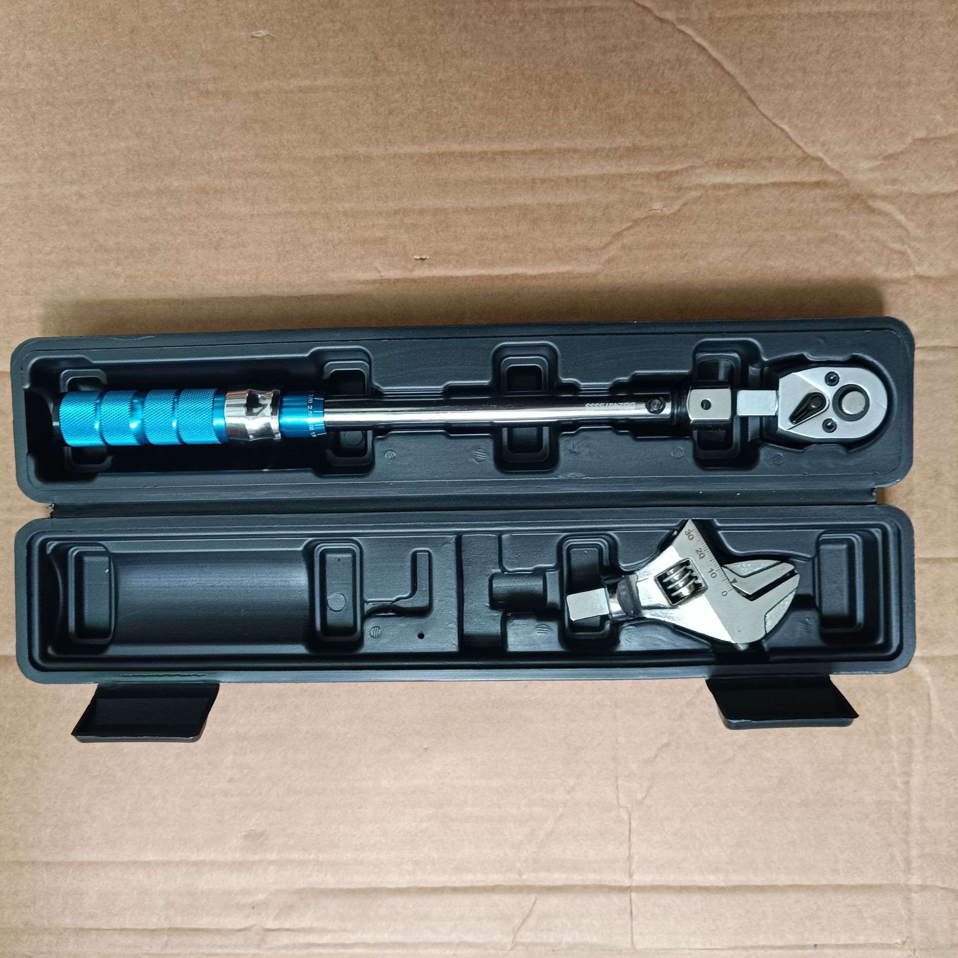厂家直销棘轮扭力方孔扳手各款件套装活动头维修汽车工具箱多功能