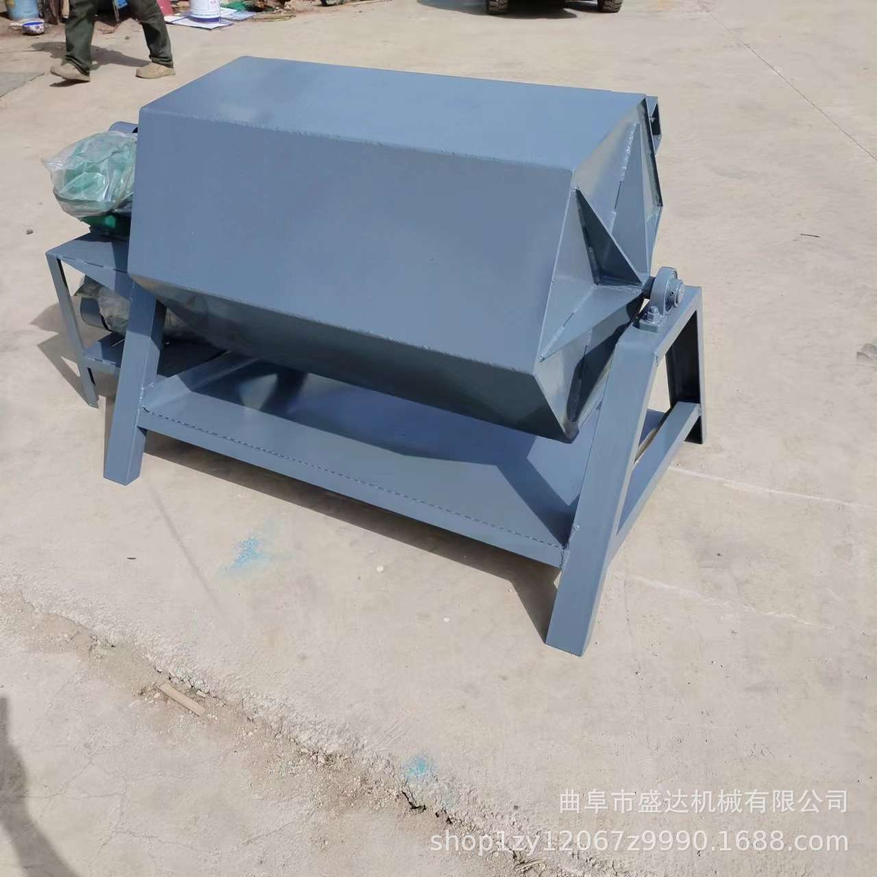 100升小型不锈钢震动研磨机六角滚筒除锈机贝壳海螺打磨抛光机