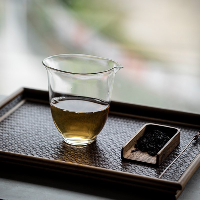 草木祠 耐热玻璃公道杯 禅意椭圆匀杯透明茶海公杯分茶器创意个性