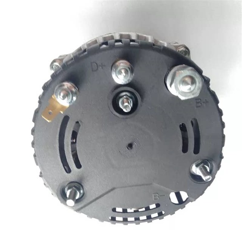 道依茨BF6L913发电机01182167发电机AAK5883发电机11.204.896