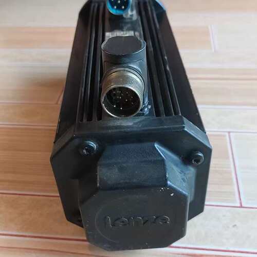 维修LENZE伦茨 GKR05-2M HAR 080C32 伺服电机 可测试