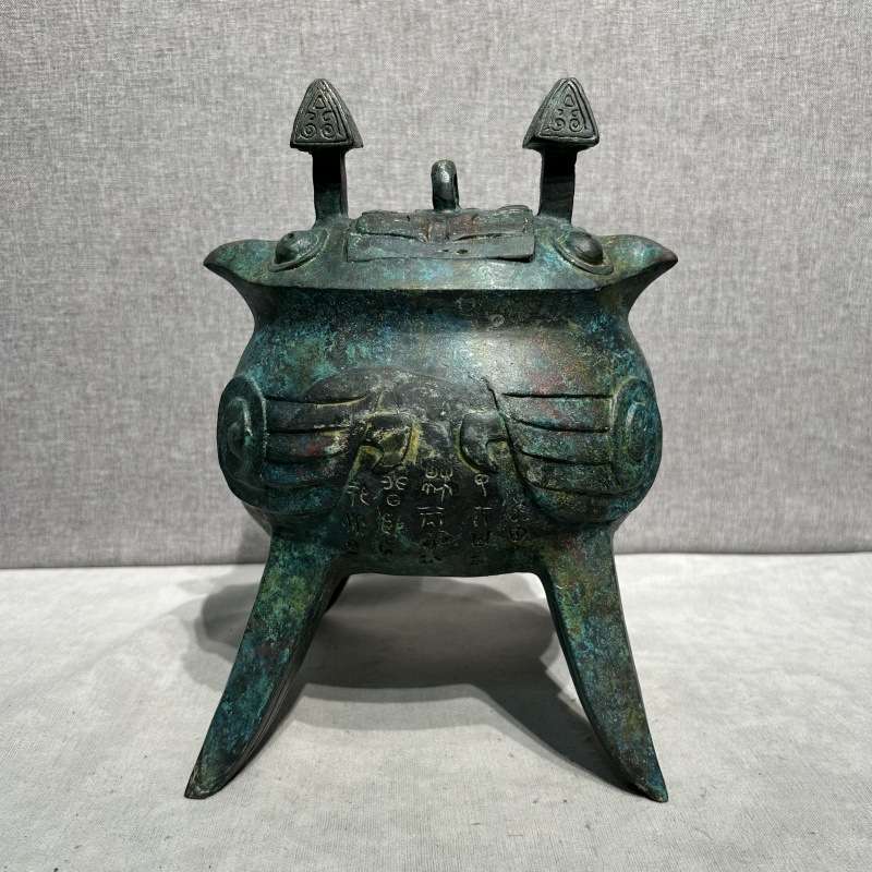 鸮方斝仿古青铜器古玩收藏摆件盛酒器展柜装饰品