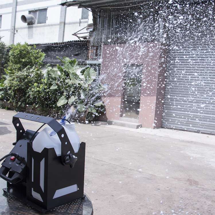 艺霖1500W变向雪花机 舞台婚庆圣诞防真喷雪机人工造制雪下雪机
