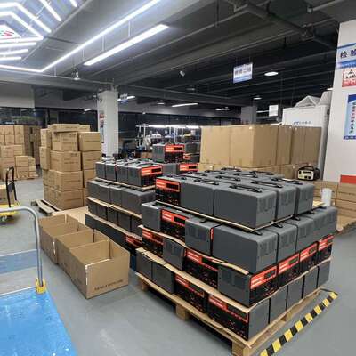 新款liFePO4户外电源220V大功率大容量快充电瓶储能应急电站厂家