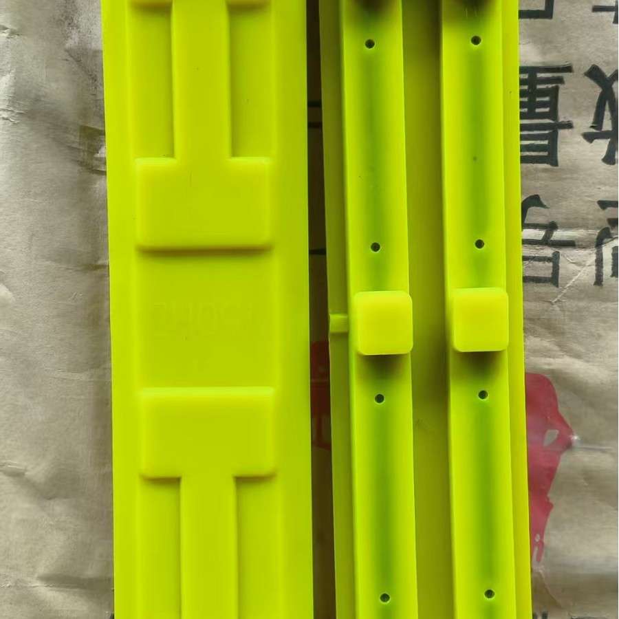 聚氨酯牛筋块 大型挖机履带橡胶块 挖掘机防震缓冲块