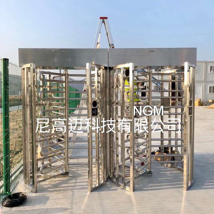 社区立式全高旋转挡闸封闭式不锈钢栅栏双通道单限电动十字转闸门