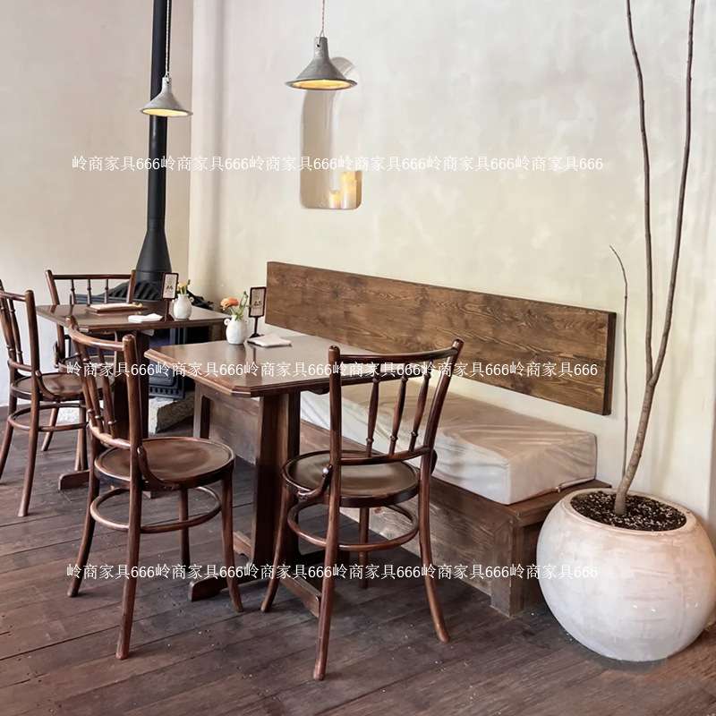 咖啡厅烘焙甜品店实木桌椅组合复古工业风酒吧餐椅清吧餐厅小方桌
