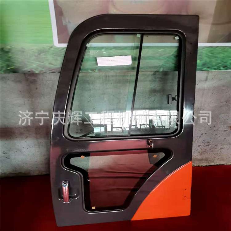 PC210-7驾驶室门总成 泵门 驾驶室门玻璃水箱门 钩机驾驶室边门锁