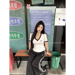 黑泽玄七上衣2024夏季新款胖mm正肩打底衫v领显瘦运动短袖t恤女