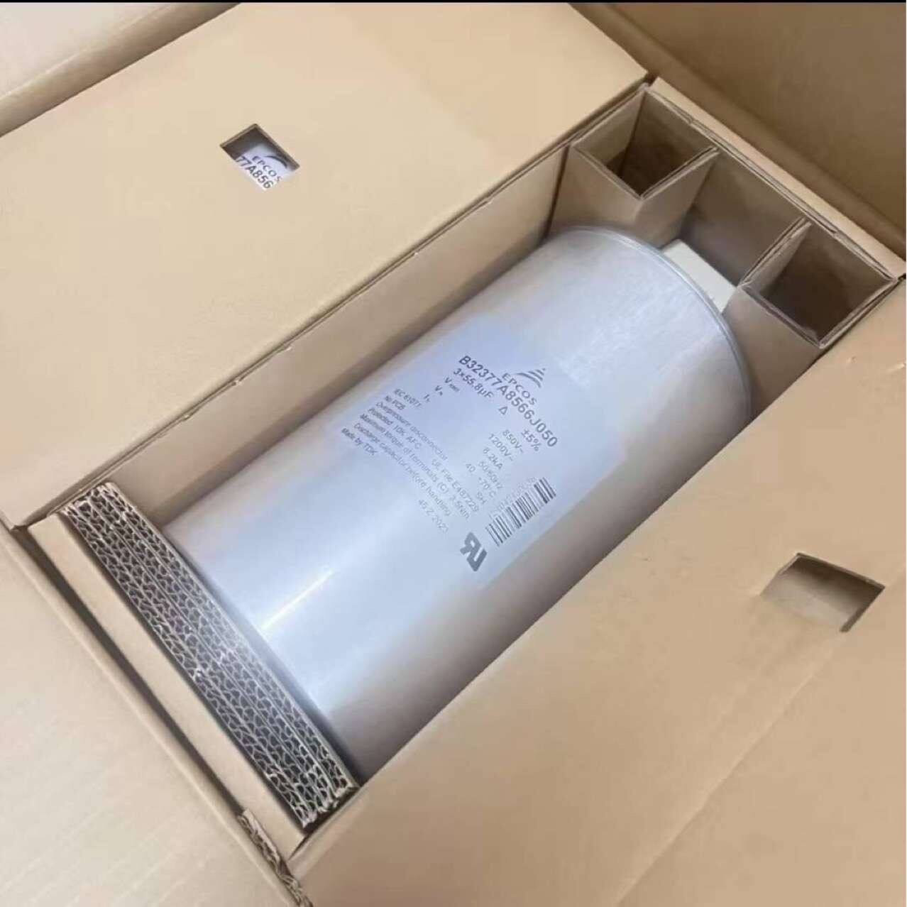 法拉C66R1157JR12700 330v150uf 交流滤波电容器