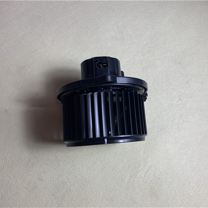 适用起亚福瑞迪K2智跑K3狮跑KX5佳乐空调鼓风机马达暖风风扇电机