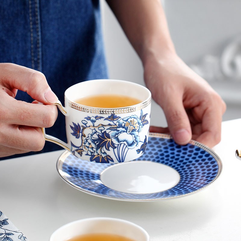 骨瓷英式杯子咖啡杯高档精致轻奢下午茶陶瓷红茶杯欧式杯碟礼盒装