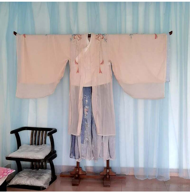 汉服架子和服展示架落地新中式禅意挂衣架日式复古酒店民俗衣帽架