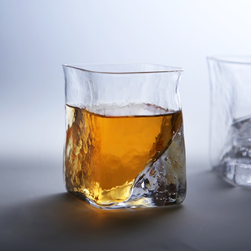 日式复古 创意锤纹荒木樱子威士忌酒杯白酒烈酒洋酒杯玻璃水杯子