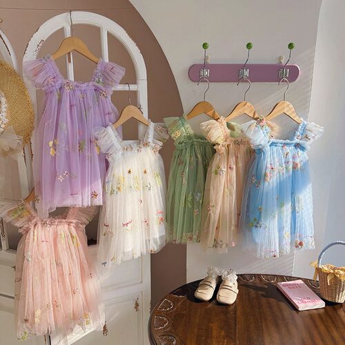 2025夏季新款女童蓬蓬裙吊带裙宝宝公主裙生日礼服海边拍照连衣裙