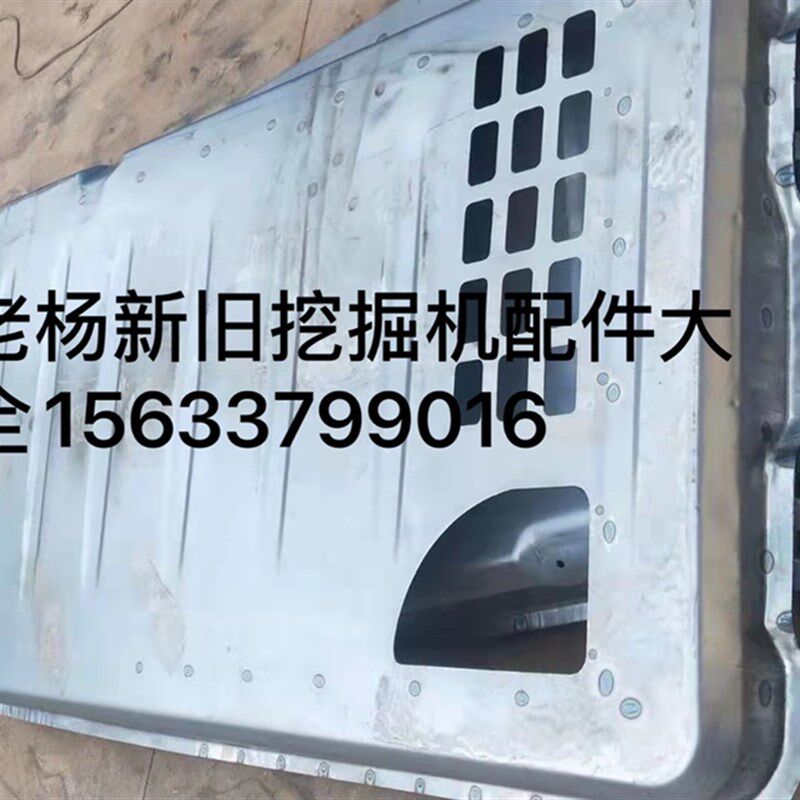 住友新款200A5挖掘机发动机盖子 210/240-5钩机引擎盖机器罩精品