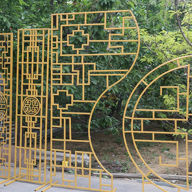 新款婚庆铁艺屏风道具中式情投意合屏风婚礼舞台装饰现场布置摆件