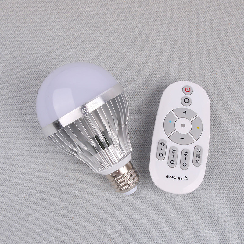 家居遥控LED灯泡无线调光6W12W18W光源E27螺口家用超亮球泡灯智能