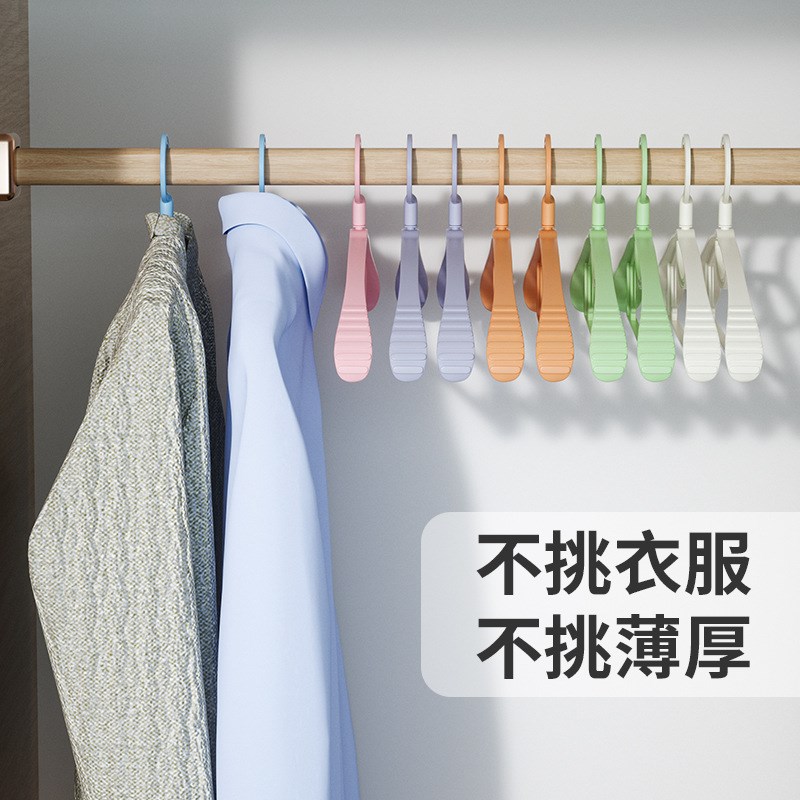 定制70g衣架 宽肩加粗多功能塑料衣架成人防滑防起包挂衣架晾衣架图片