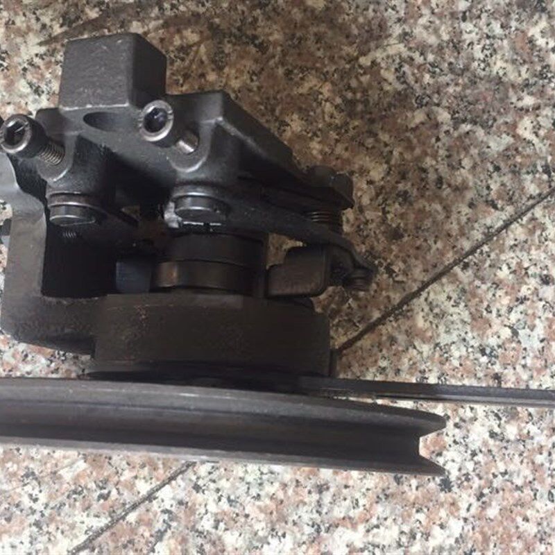 杰克中捷1850套结机打枣车加固车减压装置组件.踏板减压单元结构