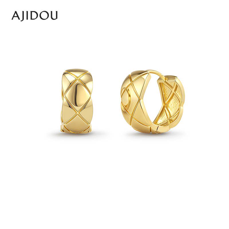 AJIDOU阿吉豆耳饰女款金色格纹圈圈气质耳圈百搭通勤轻奢耳环耳扣