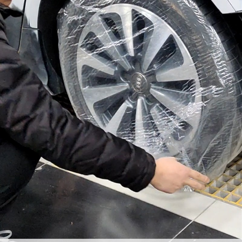 汽车一次性轮胎套塑料保护套防狗尿20寸内使用喷漆防护透明轮胎套