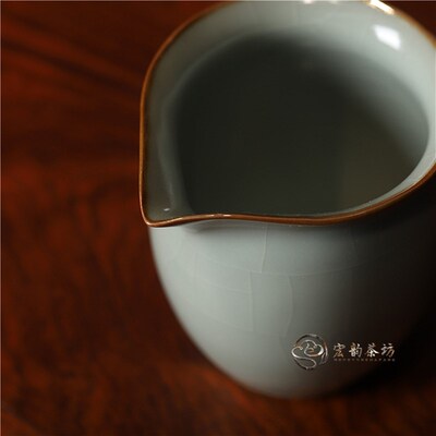 江家窑九寸土汝窑天青釉无耳公杯手工大小公道杯陶瓷茶海复古茶具