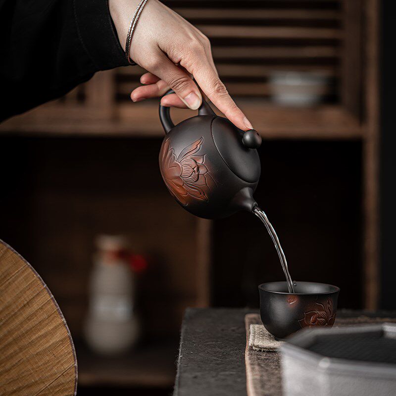 记今朝《紫陶茶壶》紫砂手工浮雕西施壶盖碗泡茶壶家用 单壶