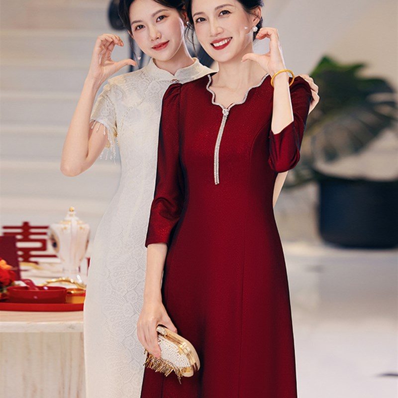 2025新款喜妈妈装婚宴年轻礼服高端婆婆旗袍晚装敬酒结婚服连衣裙图片