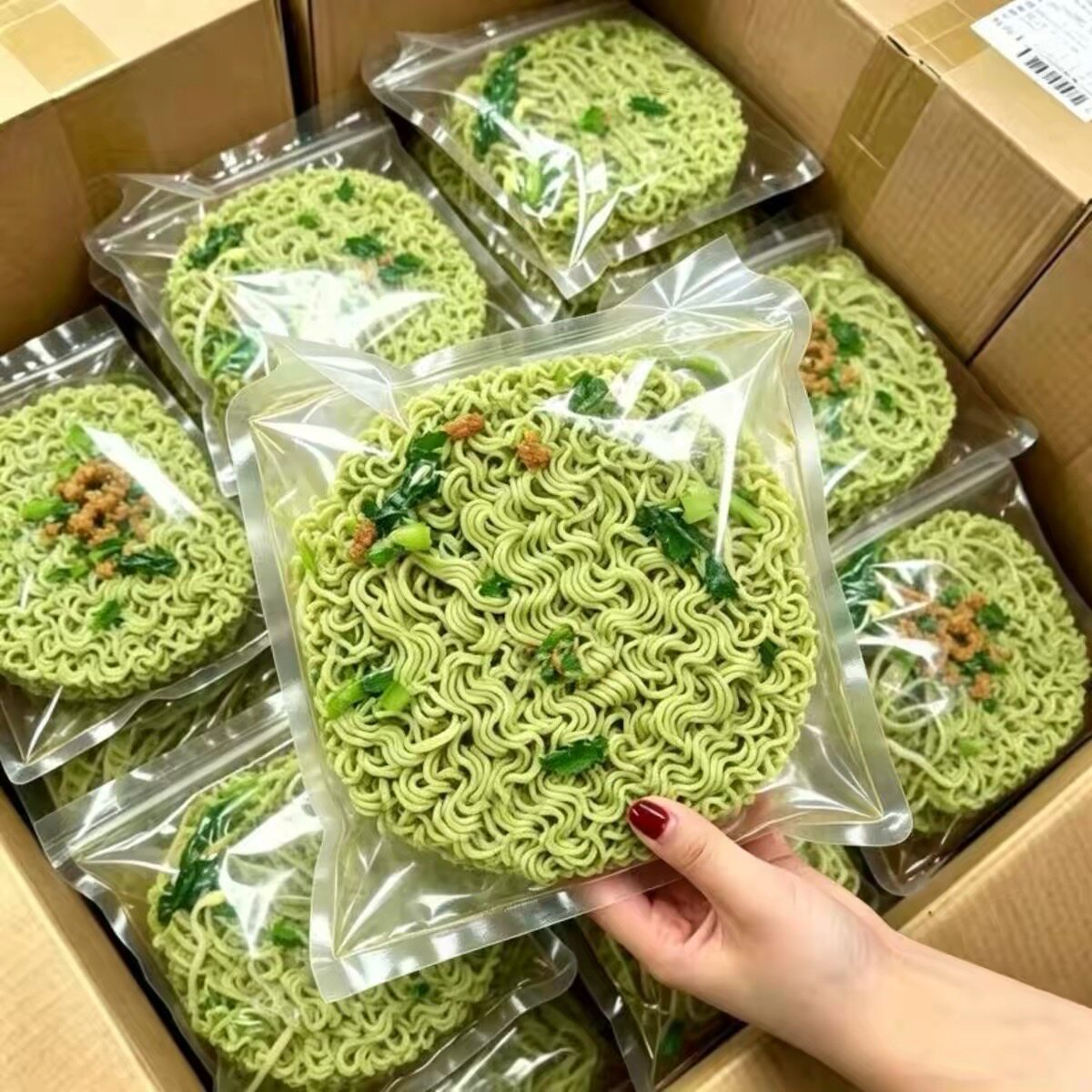 桑叶苦瓜芹菜面代餐面宿舍泡面非油炸方便面粗粮山面炒面汤面免煮
