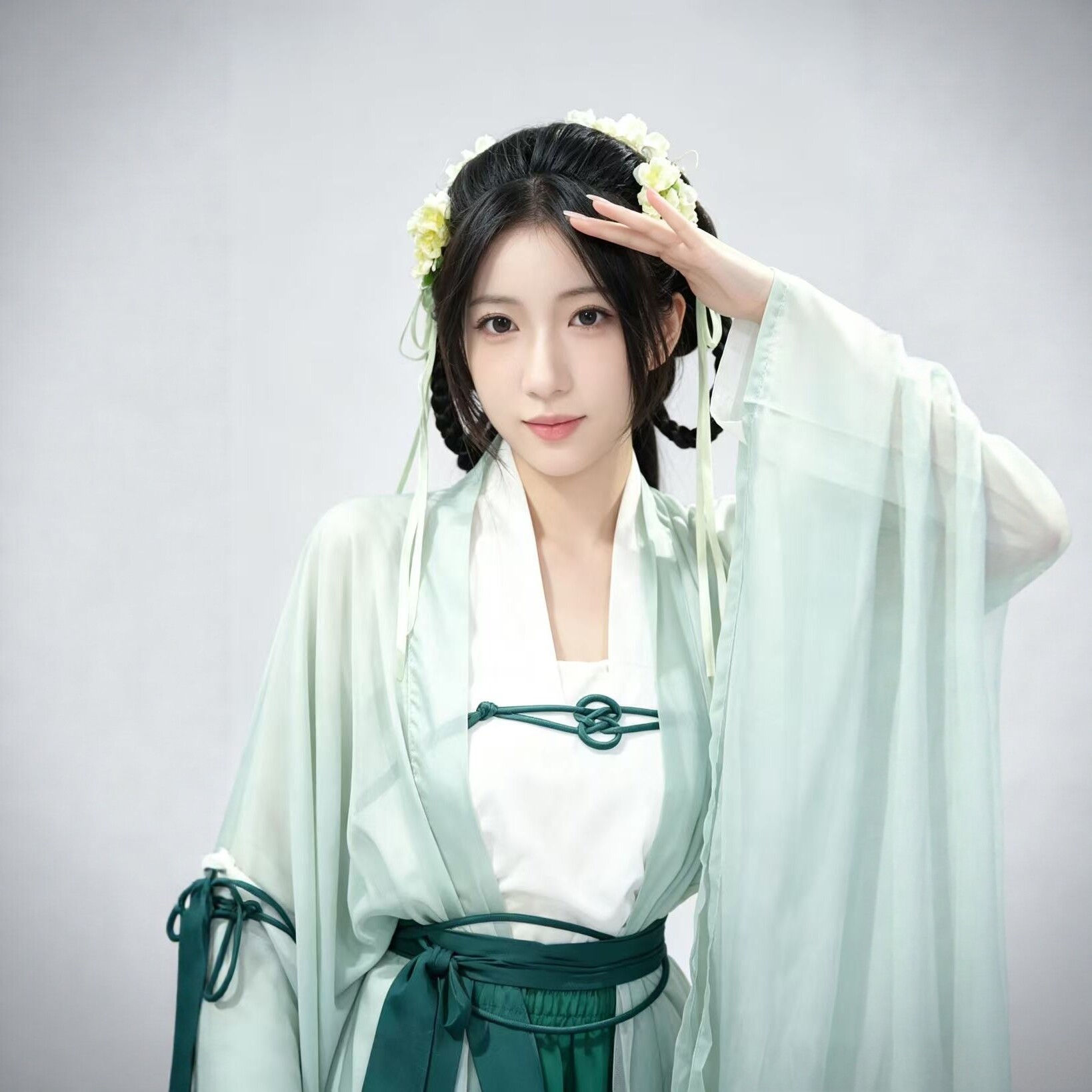 春柳垂罗旅妹cos服逆水寒