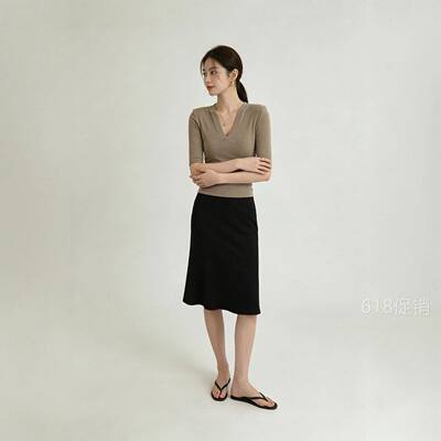 韩系简约黑色半身裙女夏季垂感显瘦a字鱼尾中裙通勤百搭包臀短裙