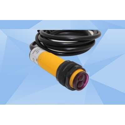光电开关CFE18-B03P16-1直流3线PNP常开6-36VDC 距离30cm