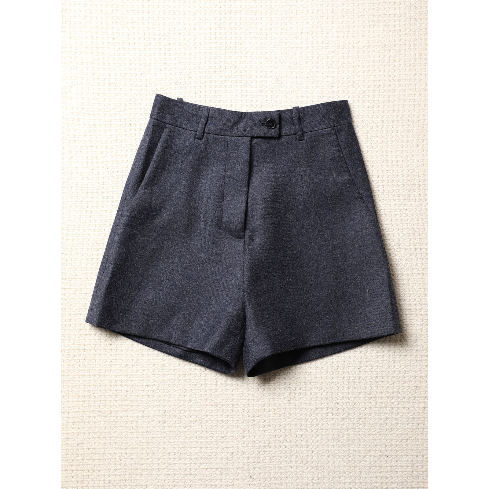 TANG TOWN 100羊毛直筒休闲西装短裤女新款简约百搭 DZDJD24177