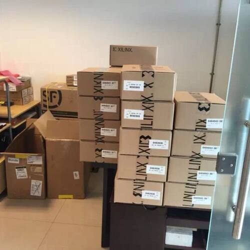 XCV100-4CS144I 现货 P批量生产 焊接 配单