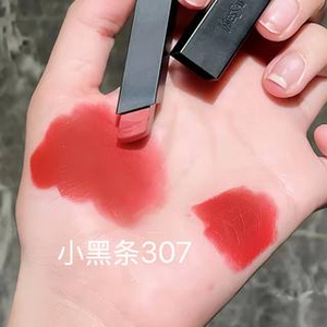 小黑条307赤裸柚红活泼的元气