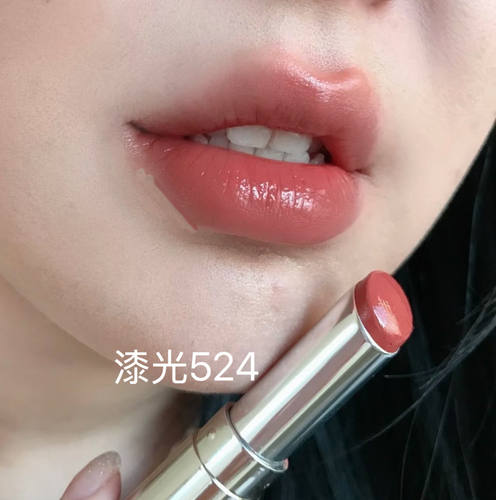清透纯欲美人！D的漆光系列524蜜桃奶盖唇膏固体唇釉玻璃唇通透