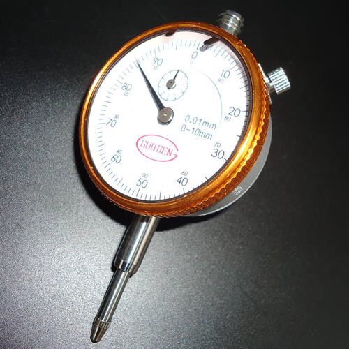 上海台海国根牌百分表0-10mm带耳盖 指针式百分表0-10*0.01mm
