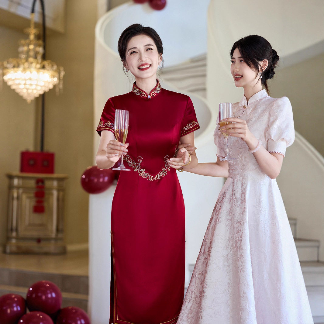 喜婆婆旗袍高级感妈妈婚礼礼服婚宴装大码红色结婚喜服高端春季女