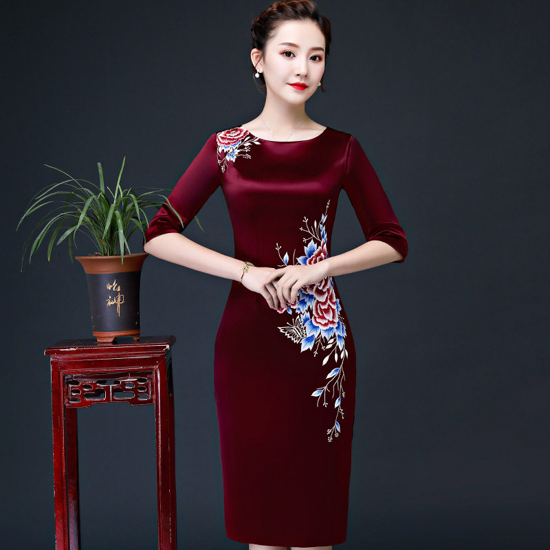婚宴妈妈装旗袍喜婆婆绣花旗袍裙刺绣改良礼服春秋季文艺复古风