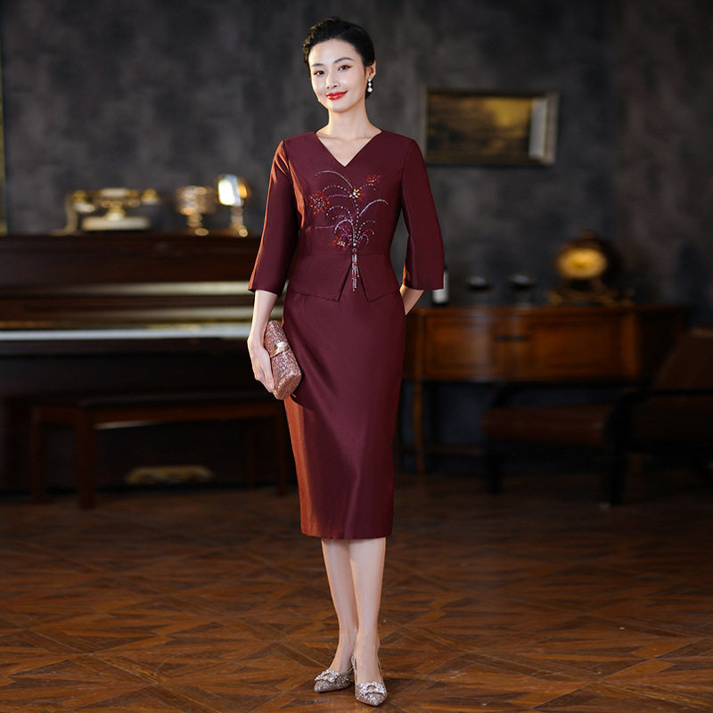 喜婆婆旗袍婚宴装胖妈妈婚礼礼服红色结婚喜服大码连衣裙高端夏季