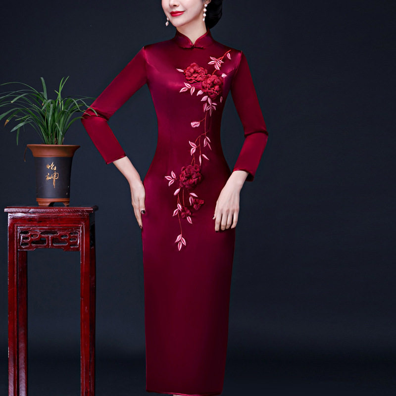 新款加厚冬季妈妈装婚宴婚礼旗袍裙礼服喜婆婆服大气长款新中式