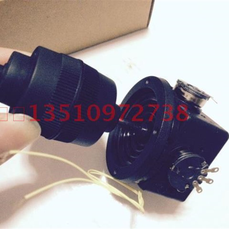 摇杆电位器FTF-204X-tD4二维全密封阻值10K带按钮操纵杆 影视摇臂