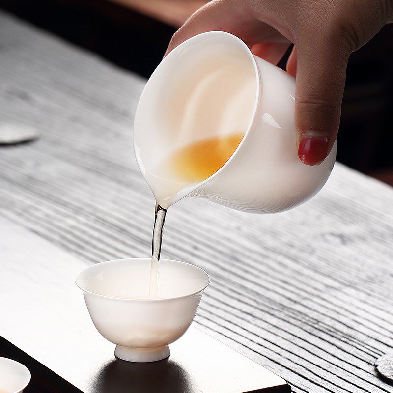 高档骨瓷公道杯茶具分茶器陶瓷倒茶公杯薄胎茶海功夫茶白瓷大容量