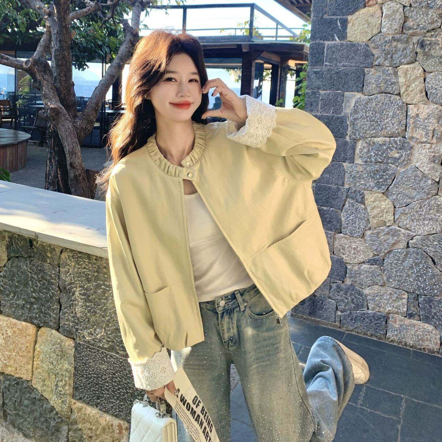 黄色甜美减龄蕾丝拼接圆领夹克上衣女秋新款小个子休闲显瘦短外套