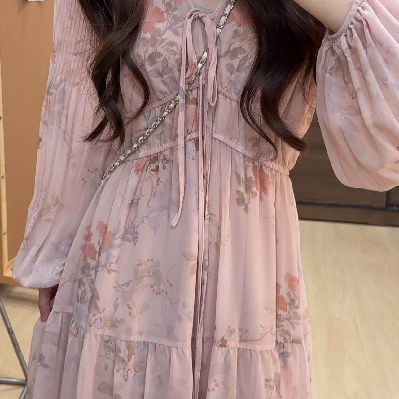 法式粉雾罗兰长袖碎花连衣裙女秋装高级感收腰显瘦长裙子