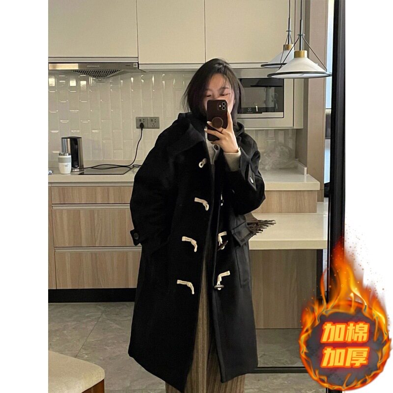 中长款黑色牛角扣呢子大